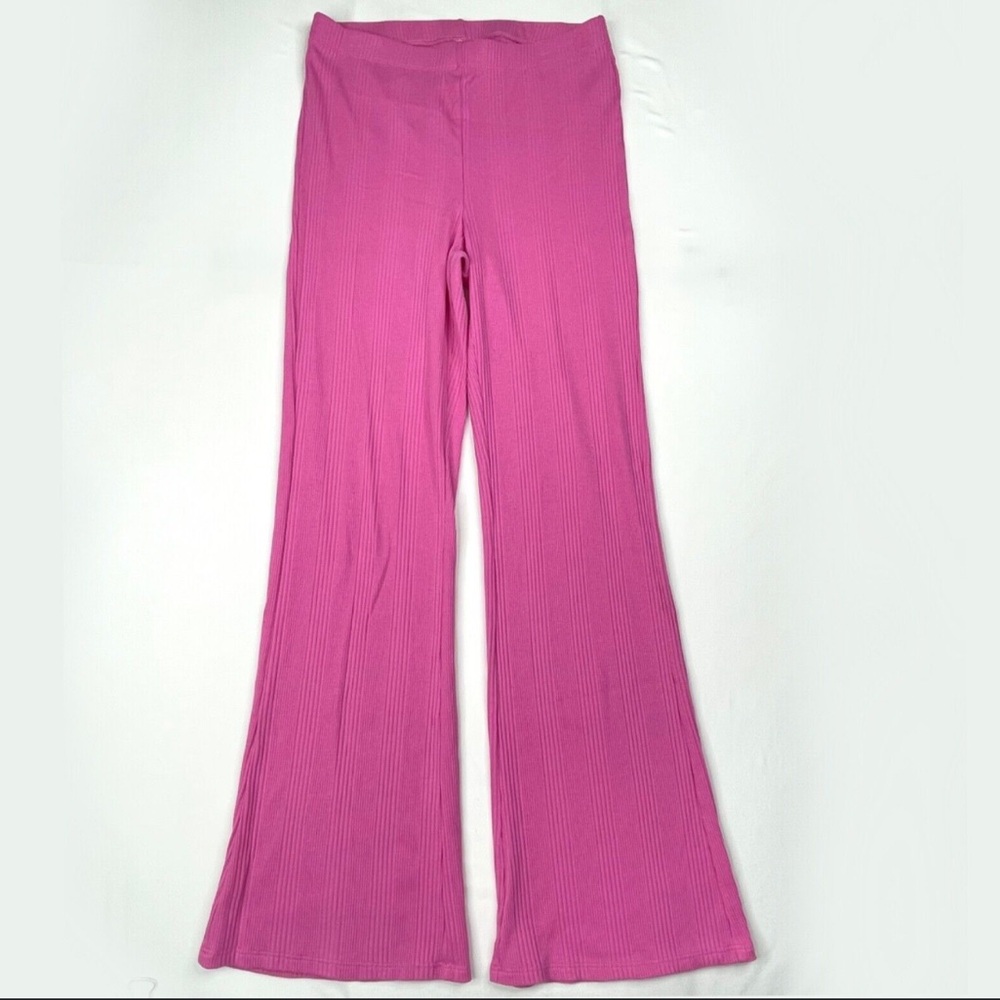 aerie high waisted pants lip gloss